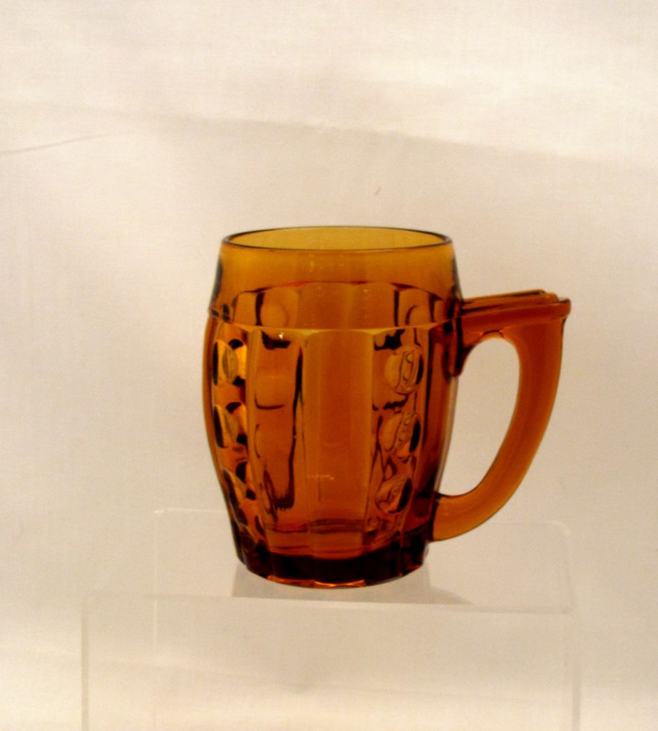 Heisey #1404 Old Sandwich Beer Mug, Amber, 1931-1955