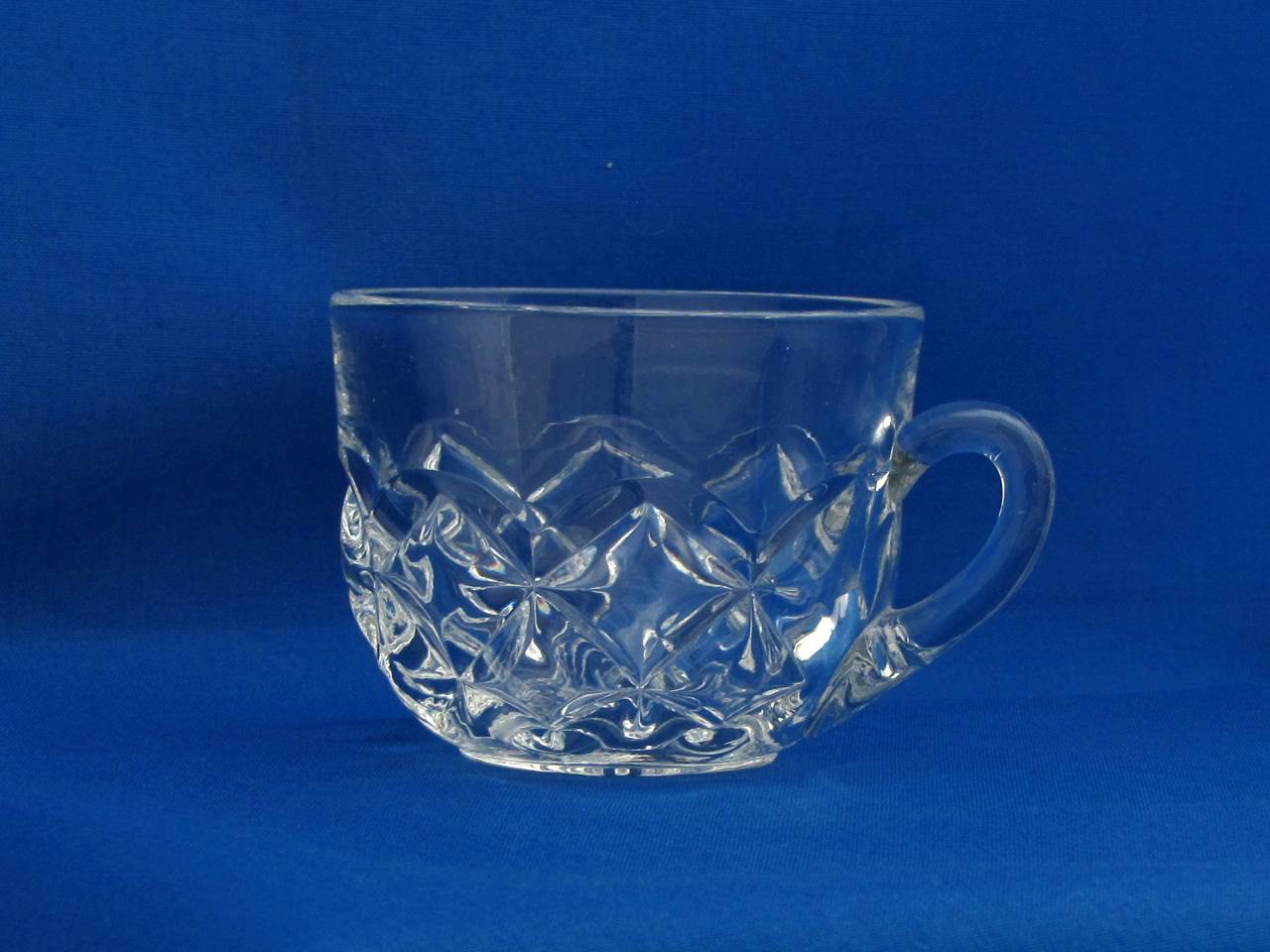 Heisey #325 Pillows Punch Cup, crystal, 1901-1910