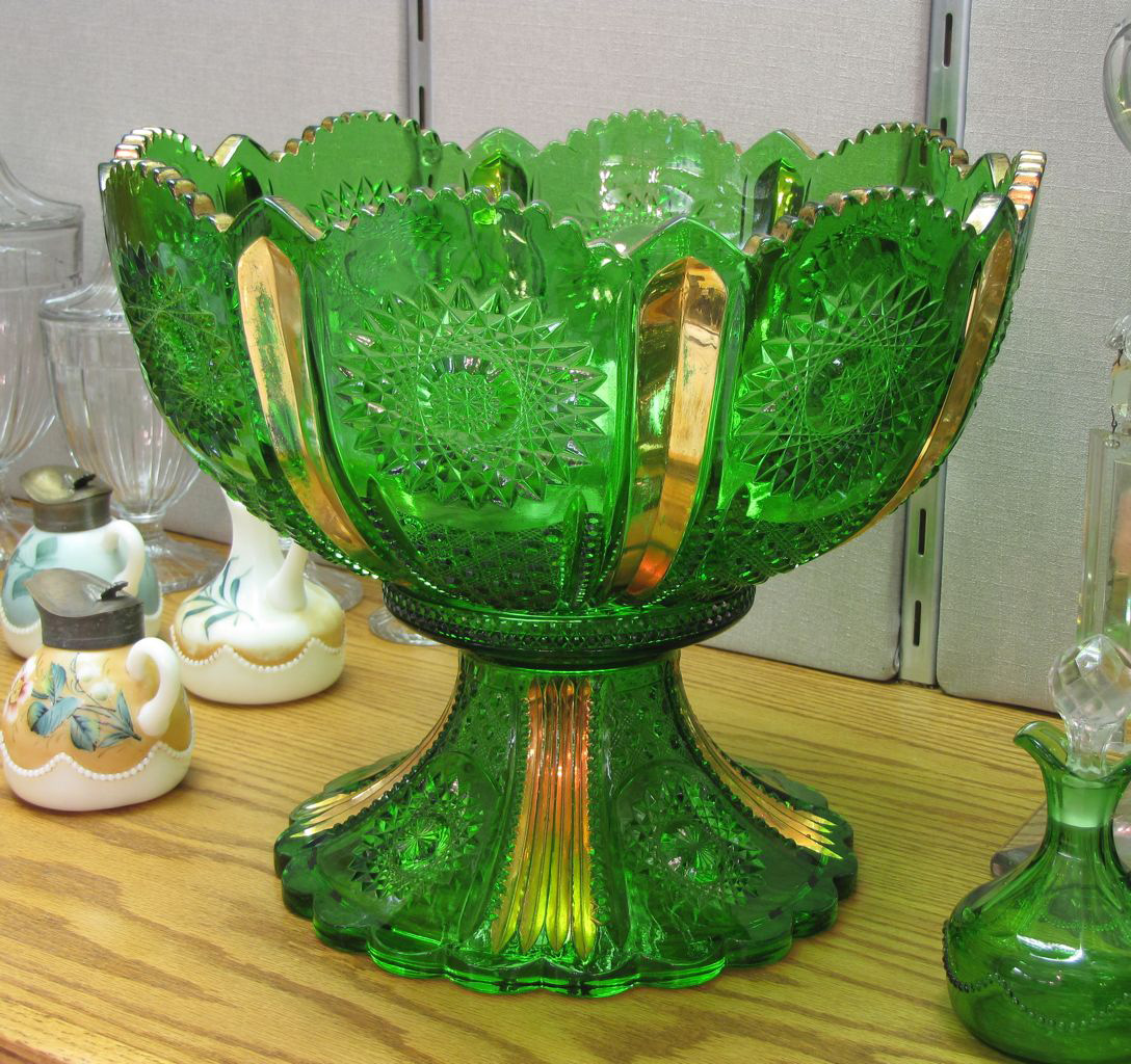 Heisey #1235 Beaded Panel and Sunburst, Punch Bowl and Stand, Emerald,