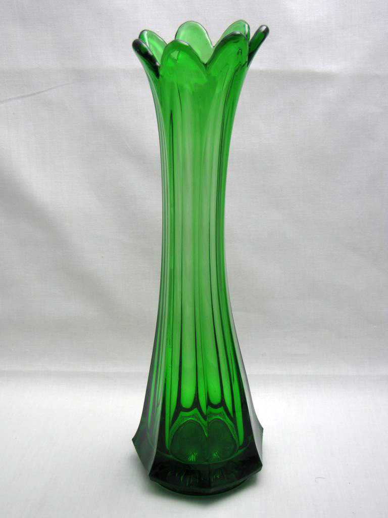 Heisey #300 12 Peerless, Vase, Emerald, 1899-1902