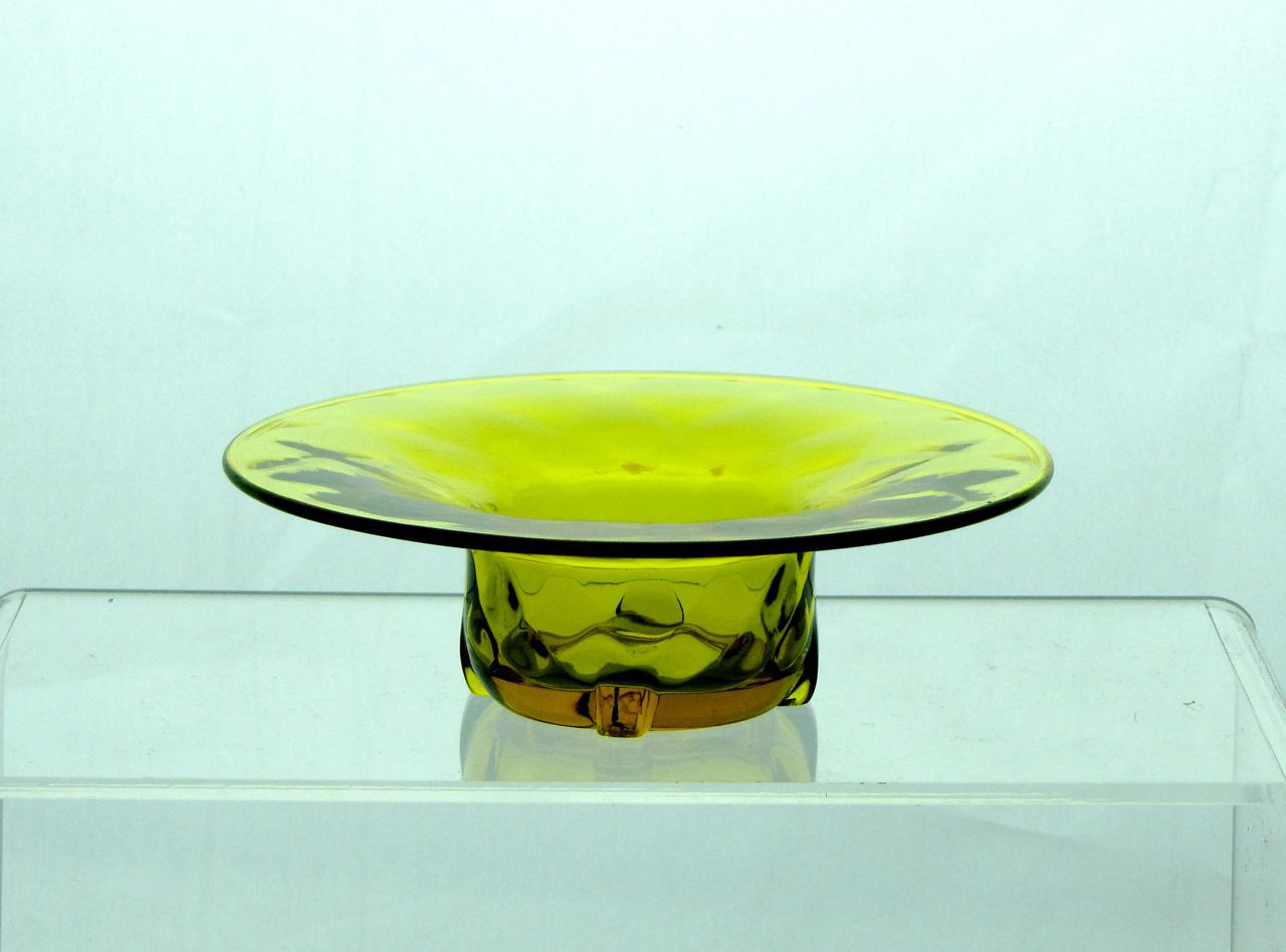 Heisey #1184 Yeoman Egg Cup, Diamond Optic, Marigold, 1927-1928
