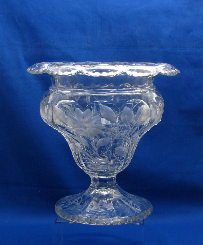 Heisey #352 Flat Panel Vase, Drop Flange, unk cut, Crystal, 1906-1929