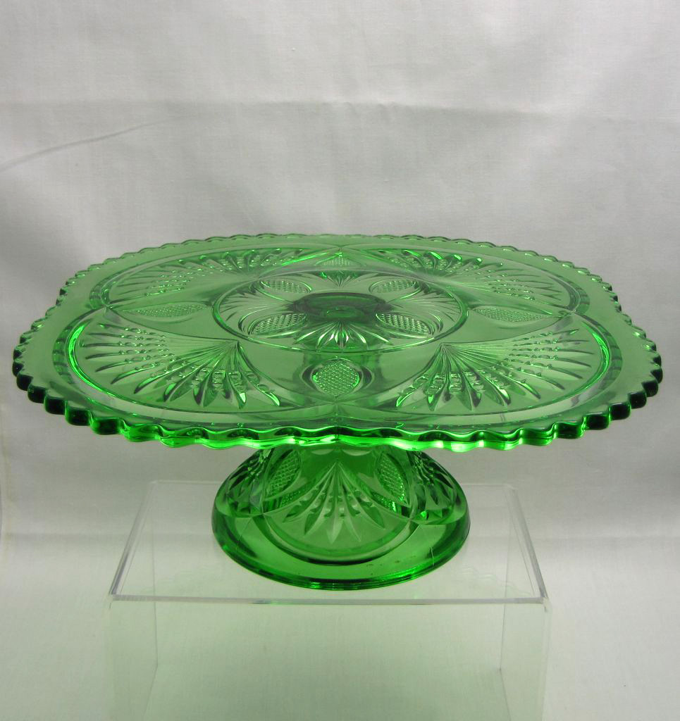 Heisey #1255 Pineapple and Fan, Cake Stand, Emerald, 1898-1902