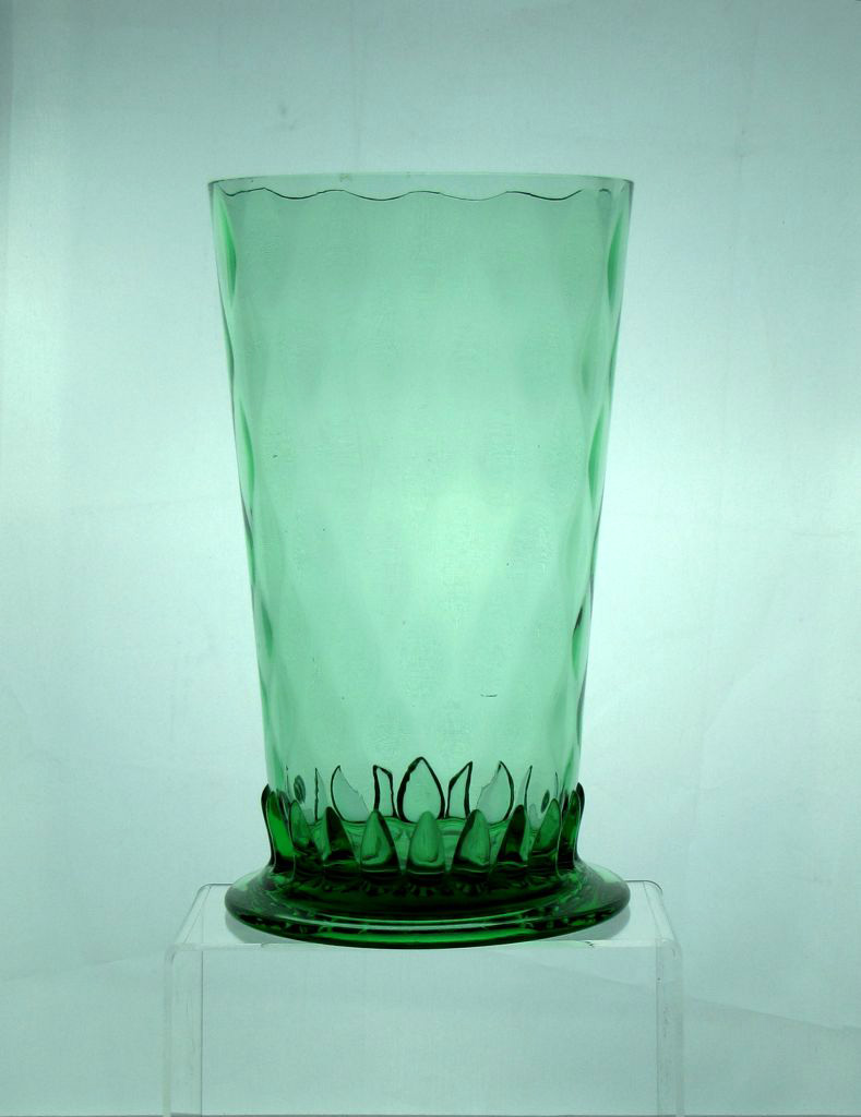 Heisey #4206 Optic Tooth Vase 12 in. Diamond Optic, Moongleam, 1925-193
