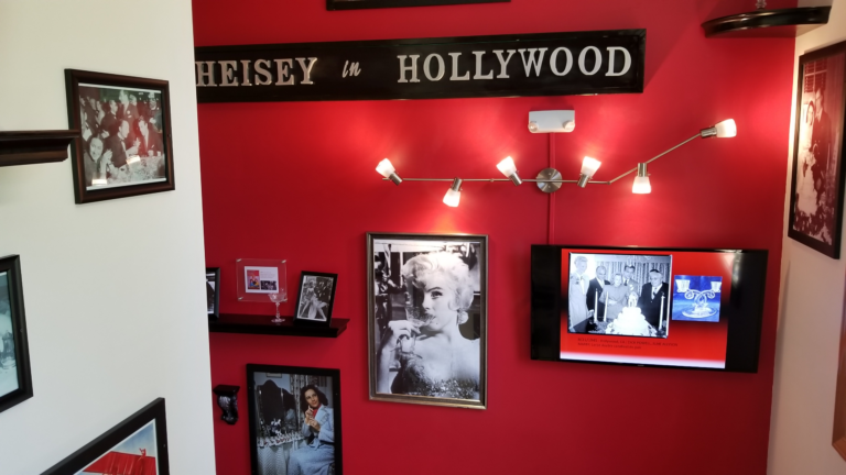 Hollywood.2